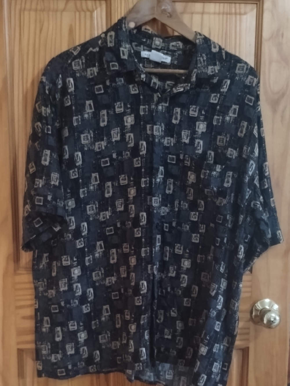 Men's  Patterned Short-Sleeve Shirt